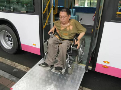 那些年,我们一起坐过的车 残疾人座车